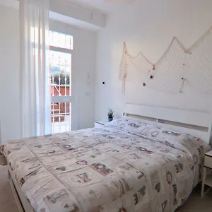  Apartment Holidayhouse - Libeccio